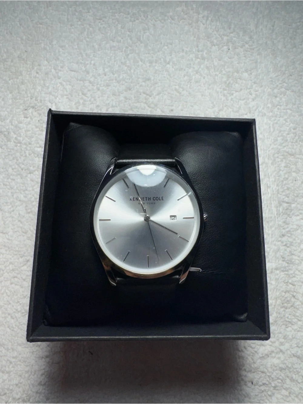 Kenneth Cole kenneth cole